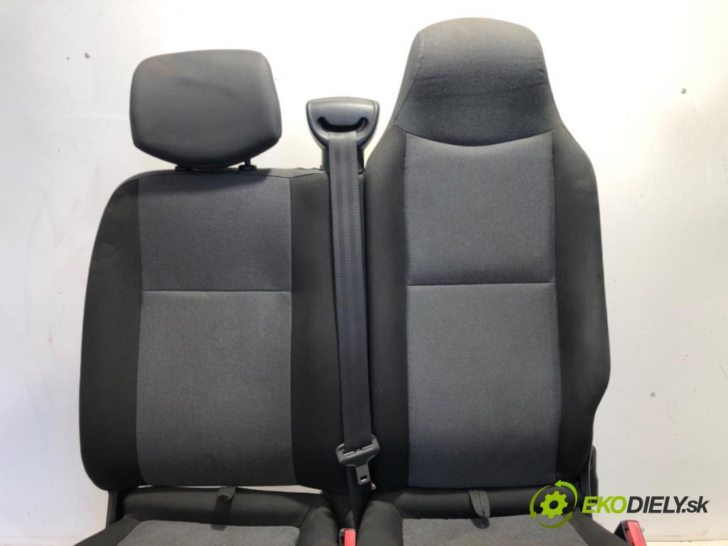 RENAULT MASTER III Skrzynia 2019 125 kW 2.3 dCi 170 FWD (FV0L) 2298 sedadlo pravý přední část