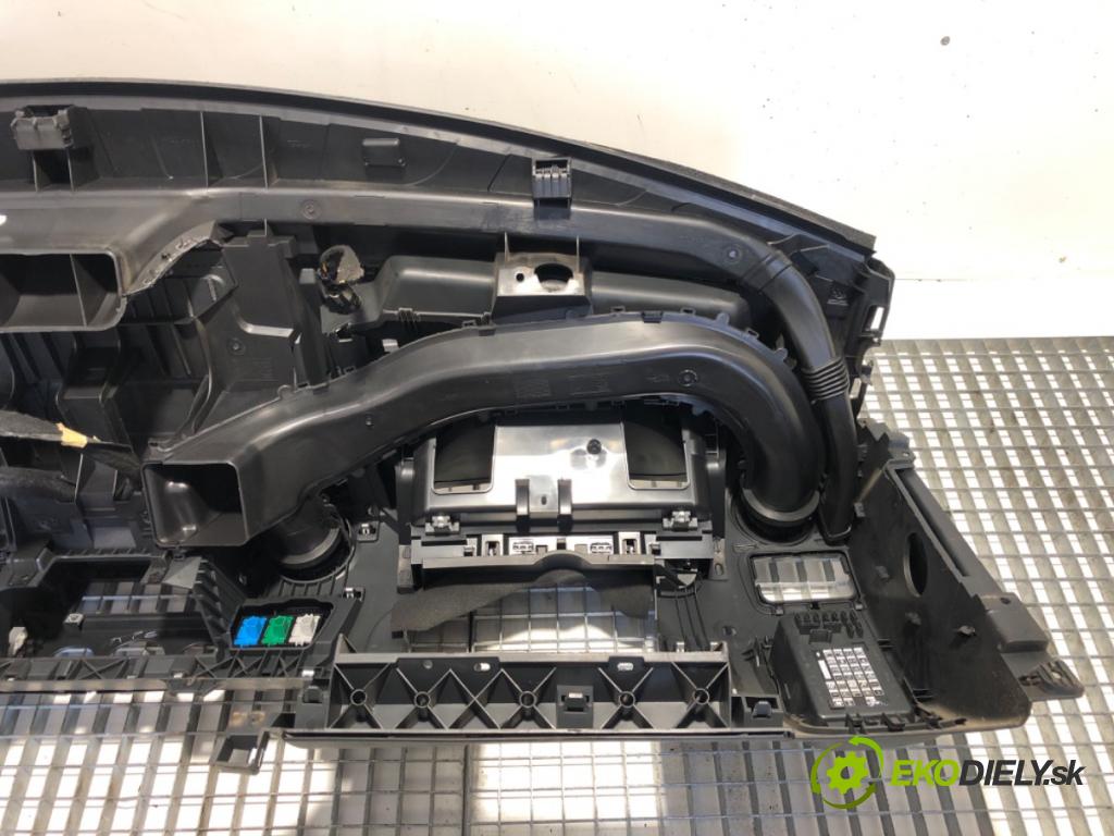 RENAULT MASTER III Skrzynia 2019 125 kW 2.3 dCi 170 FWD (FV0L) 2298 Palubná doska  (Palubná doska)