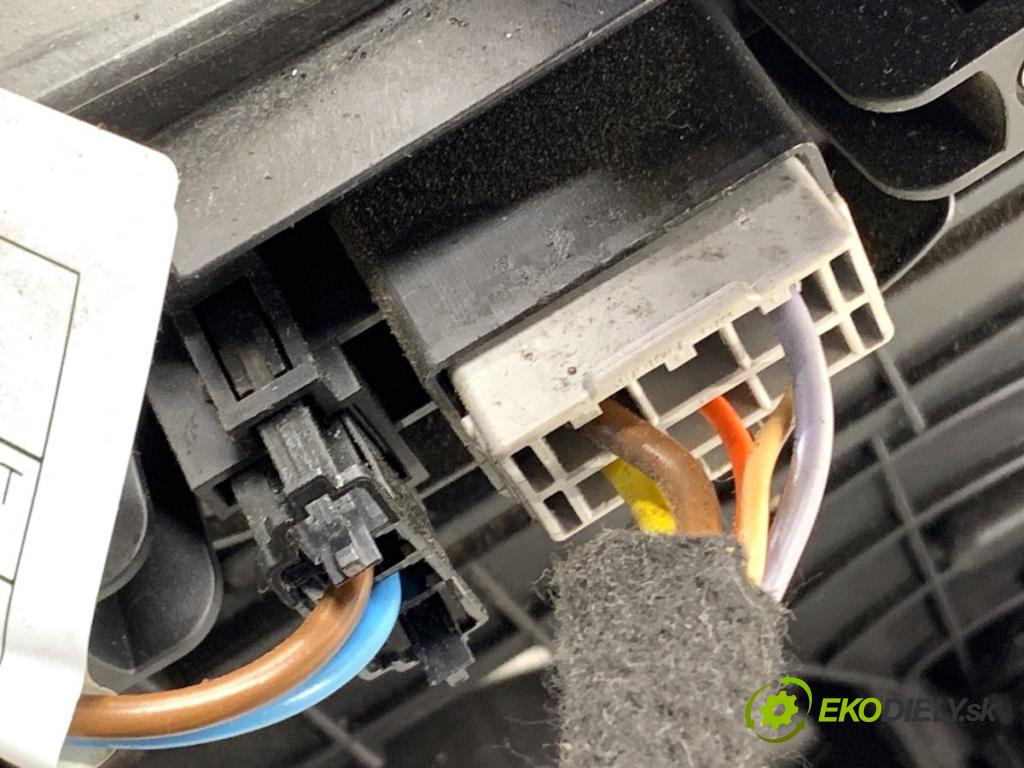 RENAULT MASTER III Skrzynia 2019 125 kW 2.3 dCi 170 FWD (FV0L) 2298 Výhrevné teleso, radiátor kúrenia KOMBAJN 272702687R