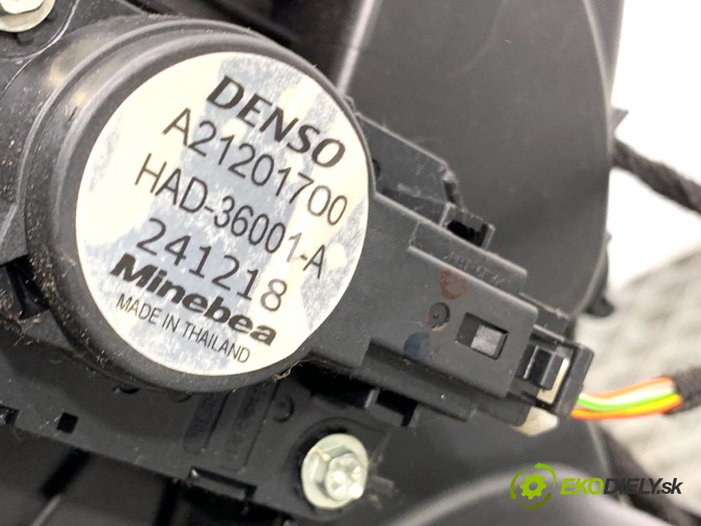 RENAULT MASTER III Skrzynia 2019 125 kW 2.3 dCi 170 FWD (FV0L) 2298 Výhrevné teleso, radiátor kúrenia KOMBAJN 272702687R