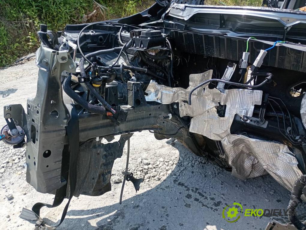 NISSAN QASHQAI J12 SUV 2023 116 kW 1.3 DIG-T Napęd na wszystkie koła 1332 karoséria ČTVRŤÁK: Blatník prah strecha PODŁUŻNICA