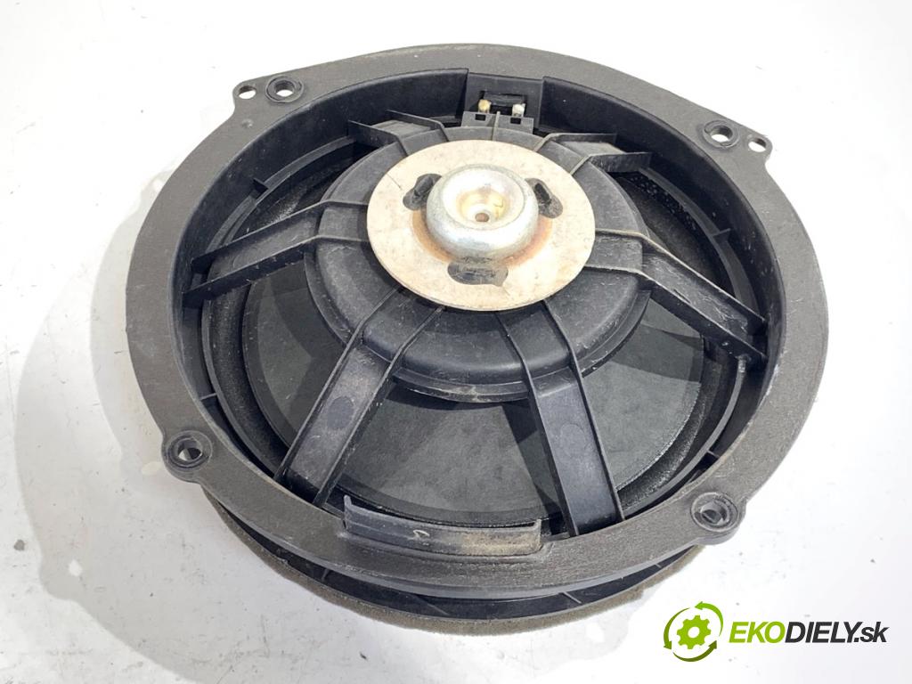 AUDI A6 C7 Kombi 2014 140 kW 2.0 TDI 1968 reproduktory 4G2035415 4G1035411