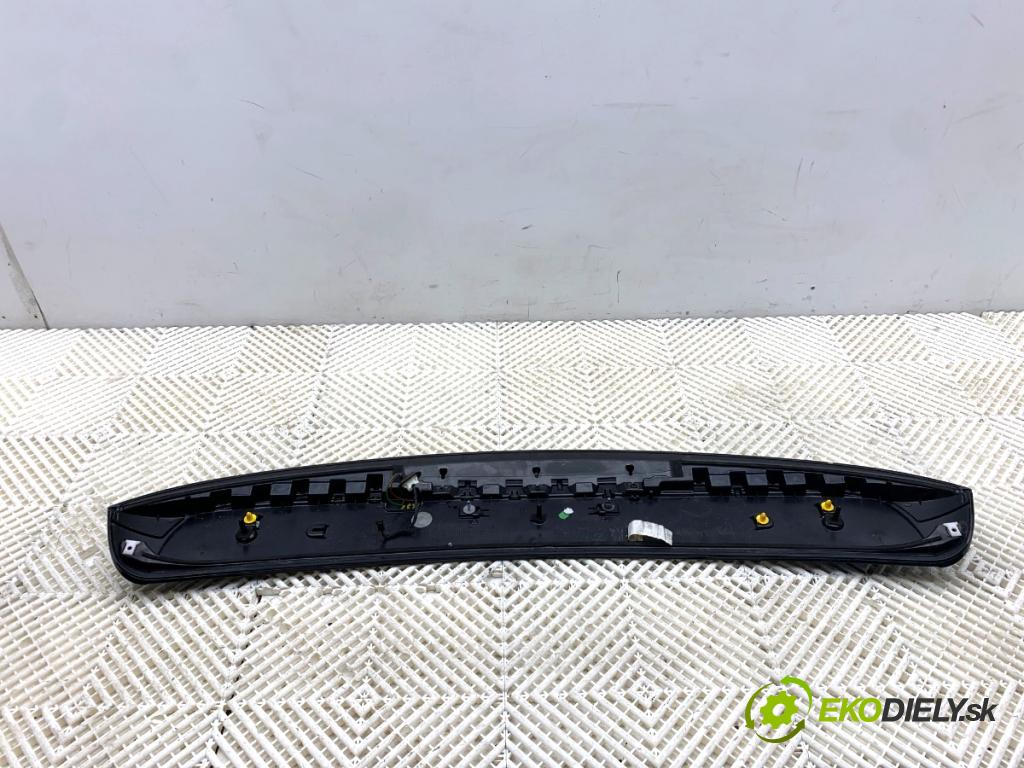 AUDI A6 C7 Kombi 2014 140 kW 2.0 TDI 1968 Spoiler zad 4G9827933E