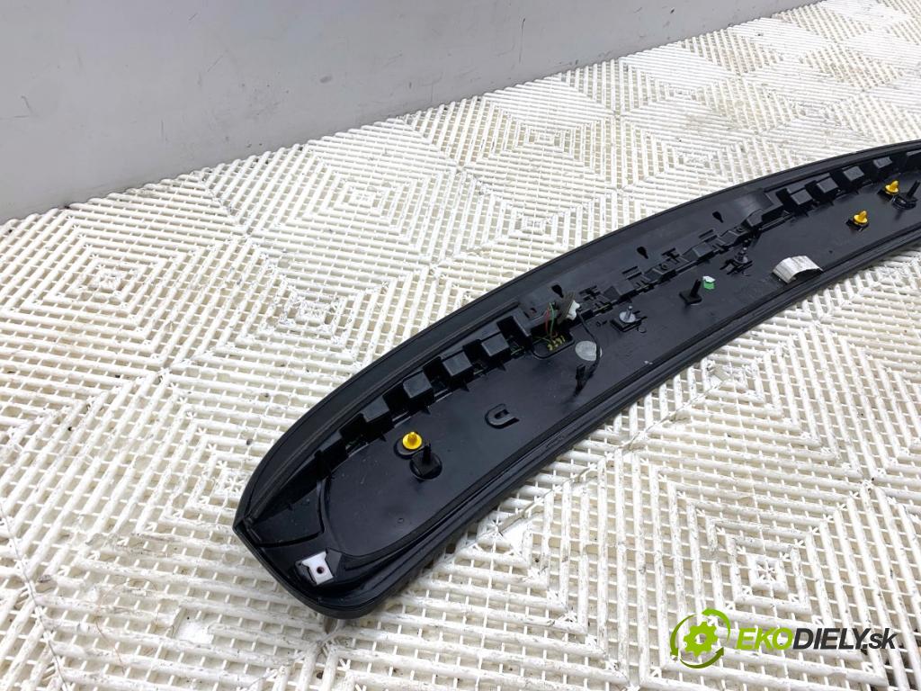 AUDI A6 C7 Kombi 2014 140 kW 2.0 TDI 1968 Spoiler zad 4G9827933E
