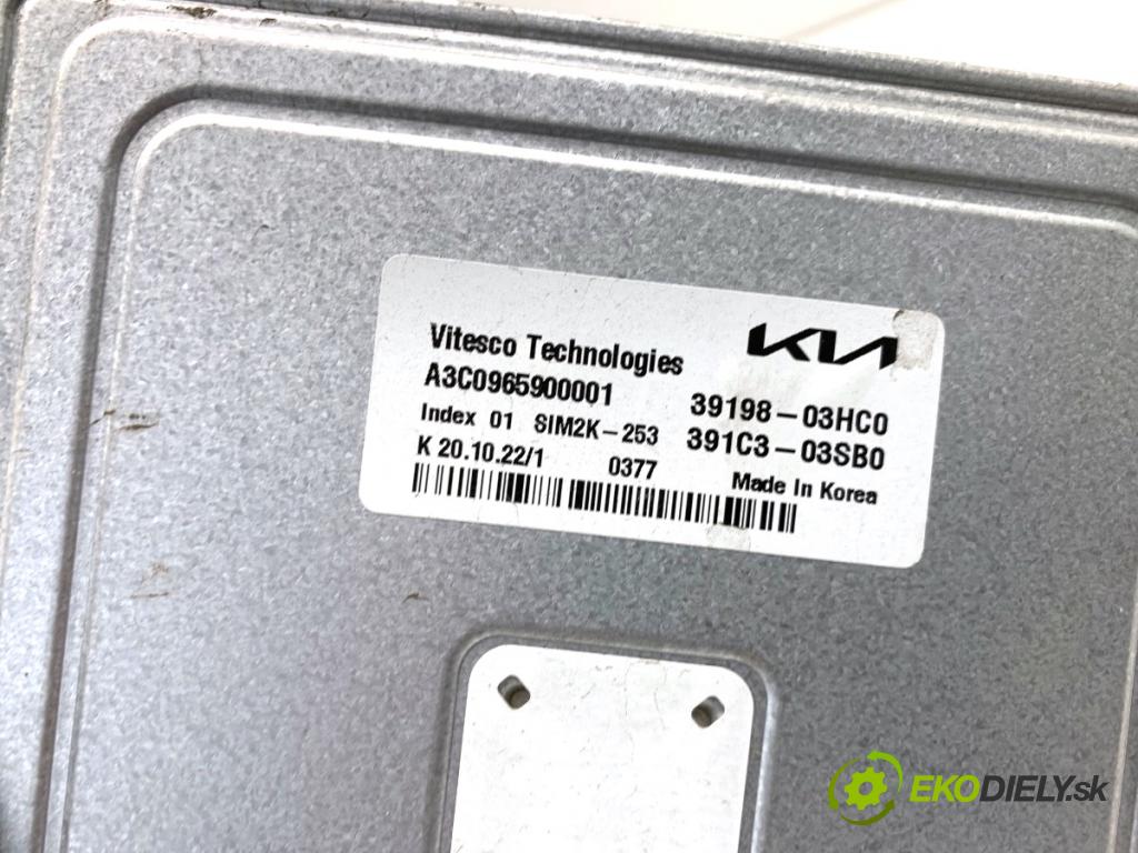 KIA CEED SUV 2022 104 kW 1.6 GDI Hybrid 1580 riadiaca jednotka Motor 391C1-03SB0 (Riadiaca jednotka)
