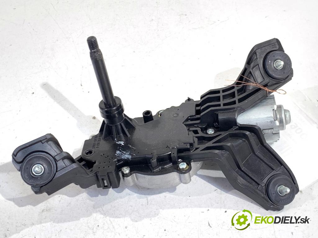 KIA CEED SUV 2022 104 kW 1.6 GDI Hybrid 1580 Motor stieračov zad 98700-J7800