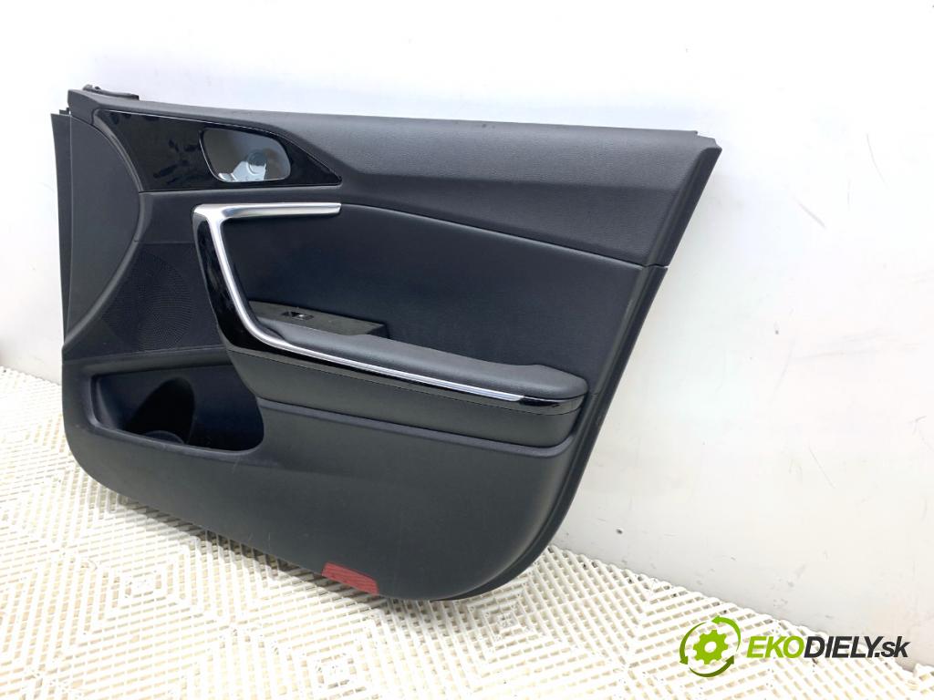 KIA CEED SUV 2022 104 kW 1.6 GDI Hybrid 1580 čalúnenie Dvere pravy predný