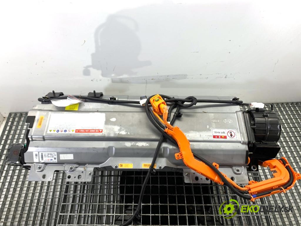 KIA CEED SUV 2022 104 kW 1.6 GDI Hybrid 1580 BATERIA HYBRYDA 37503-CR710