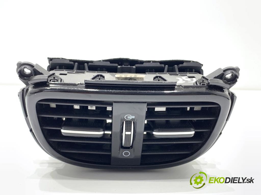 KIA CEED SUV 2022 104 kW 1.6 GDI Hybrid 1580 Mriežky kúrenia zad 97040-J7000