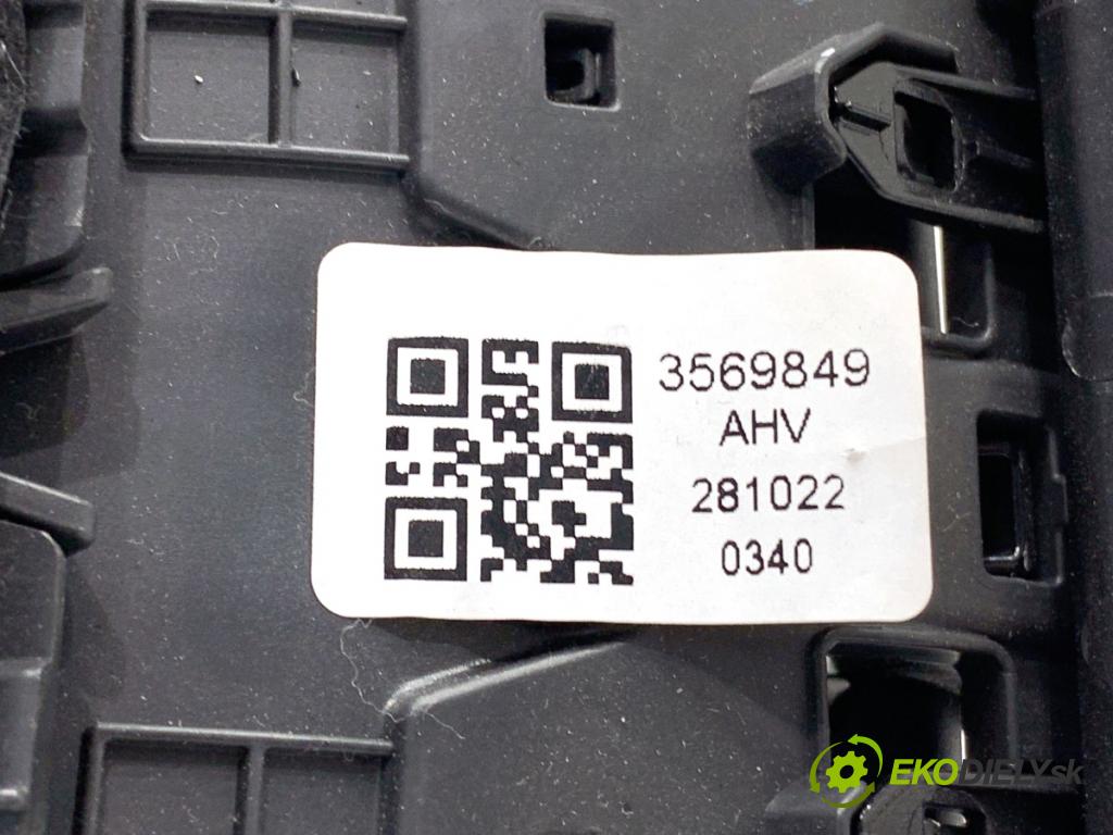 KIA CEED SUV 2022 104 kW 1.6 GDI Hybrid 1580 Mriežky kúrenia zad 97040-J7000