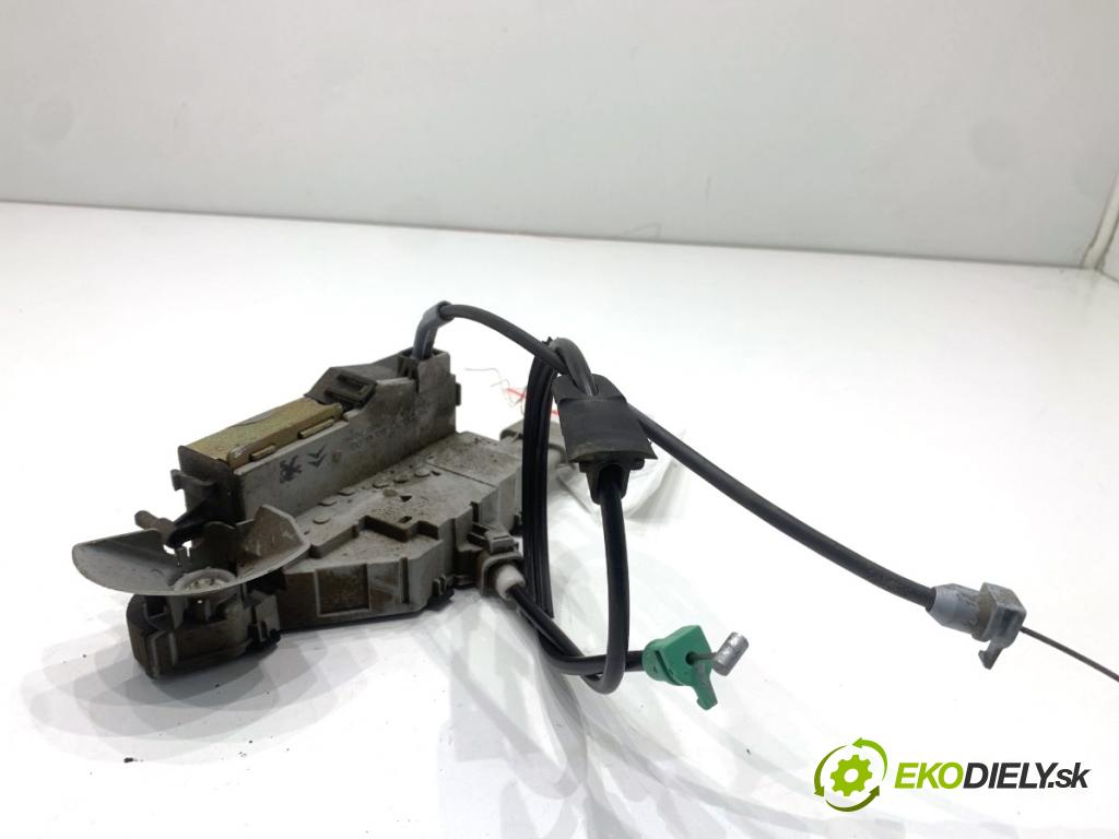 CITROEN C4 I liftback 2006 80 kW 1.6 16V 1587 zámok Dvere ľavy predný 9681331980