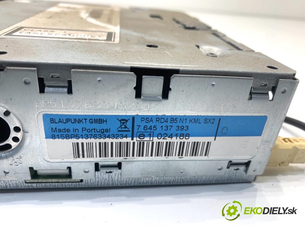 CITROEN C4 I liftback 2006 80 kW 1.6 16V 1587 RADIO 7645137393 (Audio zariadenie)