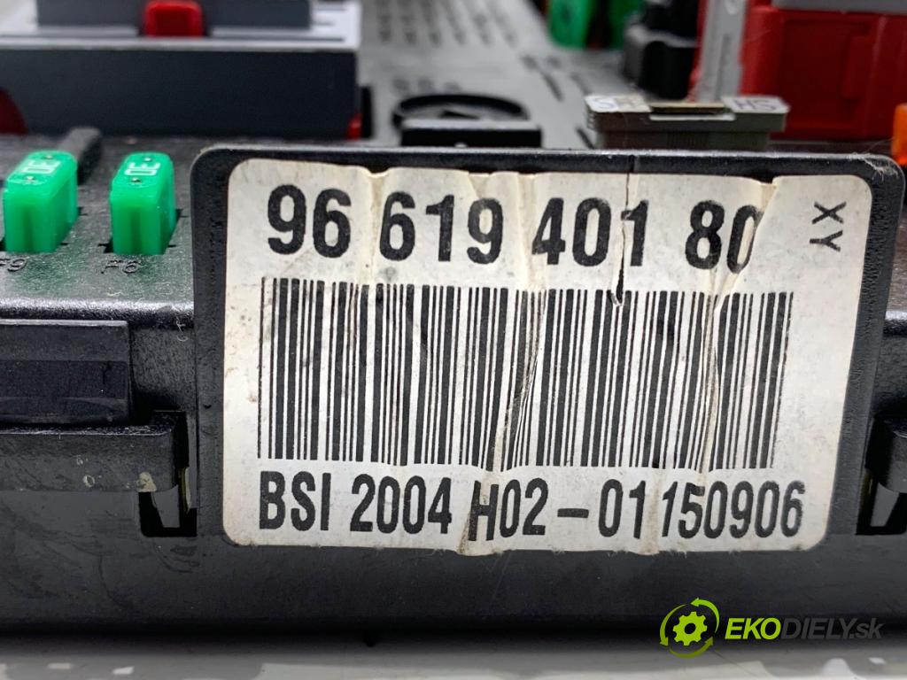 CITROEN C4 I liftback 2006 80 kW 1.6 16V 1587 modul BSI 9661940180 (Pojistková skříňka)