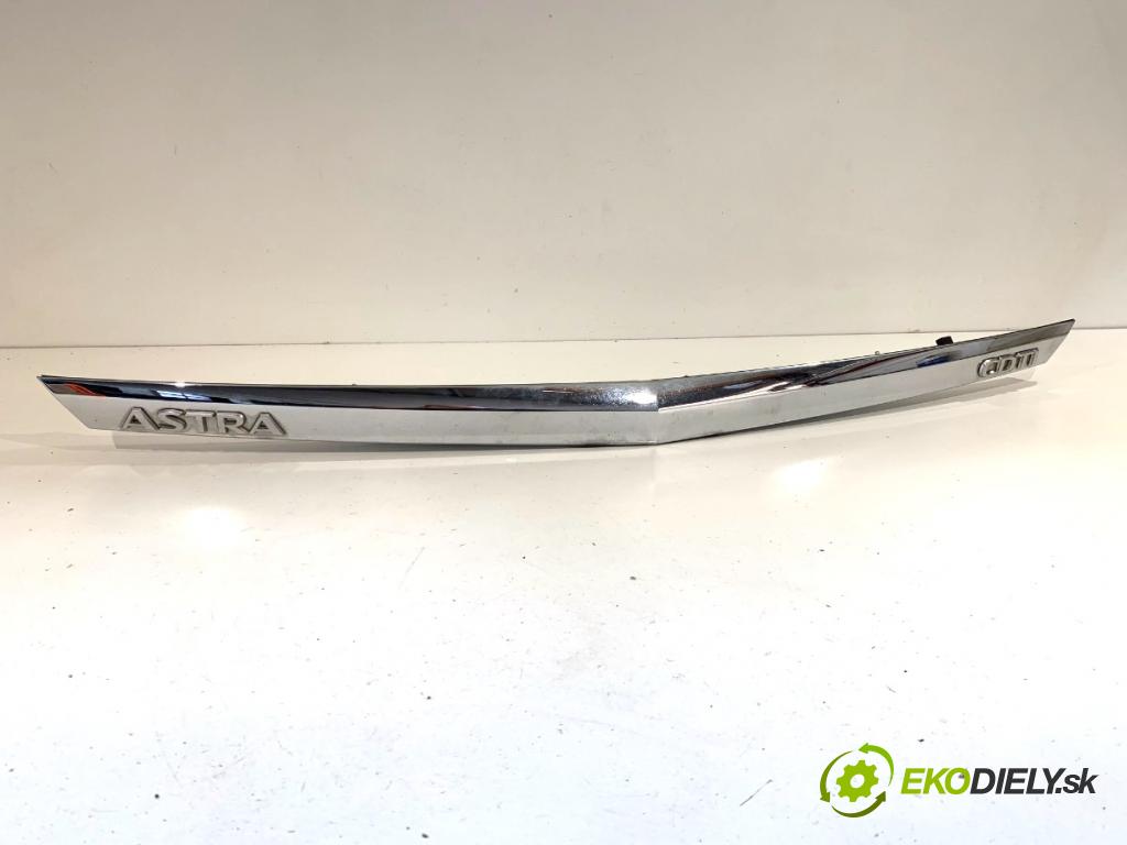 OPEL ASTRA H liftback 2007 66 kW 1.3 CDTI (L48) 1248 lišta dveří zadní část 13105814