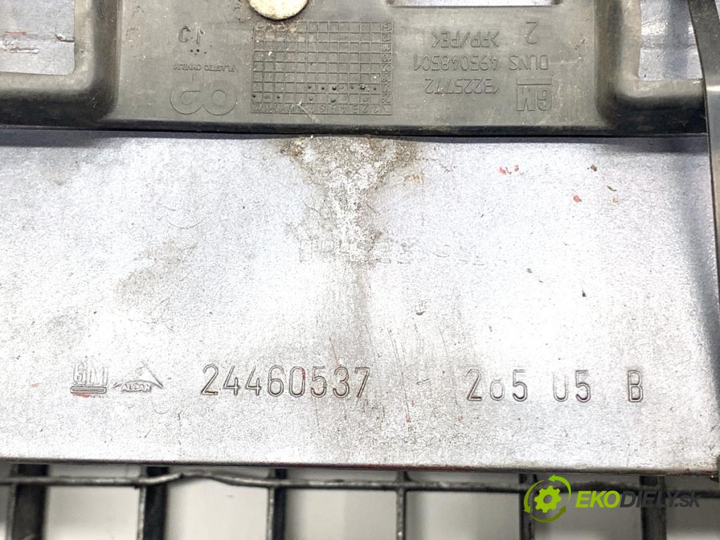 OPEL ASTRA H liftback 2007 66 kW 1.3 CDTI (L48) 1248 výztuha nárazníka přední část 24460537 13225772 (Přední výztuha)