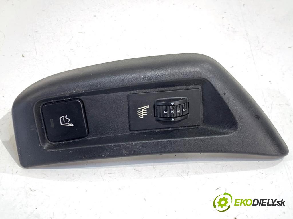 CITROEN C5 III sedan 2008 103 kW 2.0 16V 1997 Prepínač ohrievania, vyhrievania sedačky 96627225XT (Prepínacie páčky pod volantom)