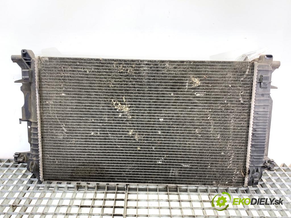 VW CARFTER 30 35 Autobus 2007 120 kW 2.5 TDI 2461 chladič vody 2E0121253A (Vodní chladič)