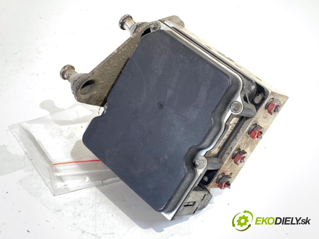 VW CARFTER 30 35 Autobus 2007 120 kW 2.5 TDI 2461 pumpa ABS A0014462589 (Pumpa ABS)
