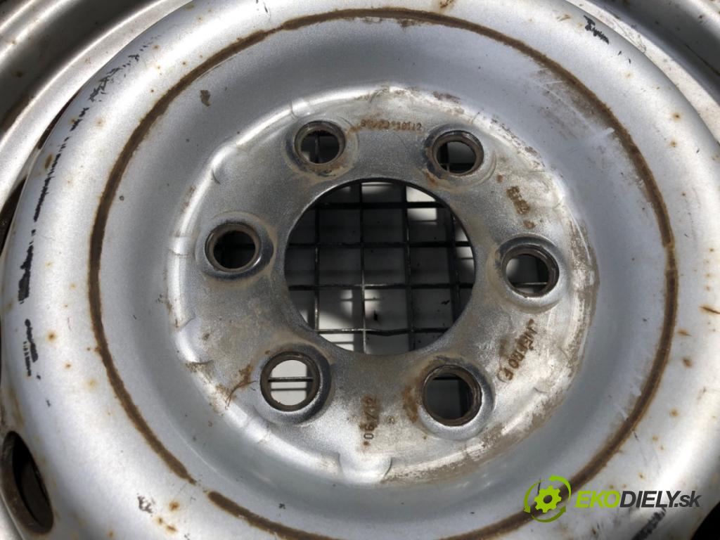 VW CARFTER 30 35 Autobus 2007 120 kW 2.5 TDI 2461 disk (OCEL 16 6,5J