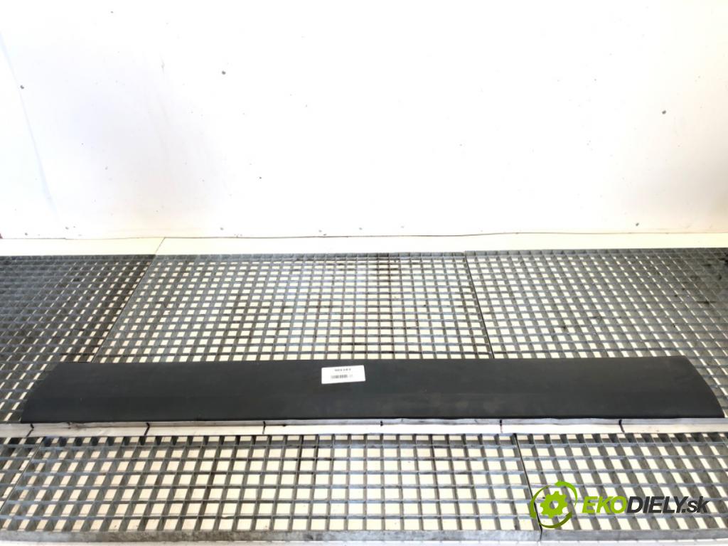 VW CARFTER 30 35 Autobus 2007 120 kW 2.5 TDI 2461 lišta dveří levá strana A9066900762