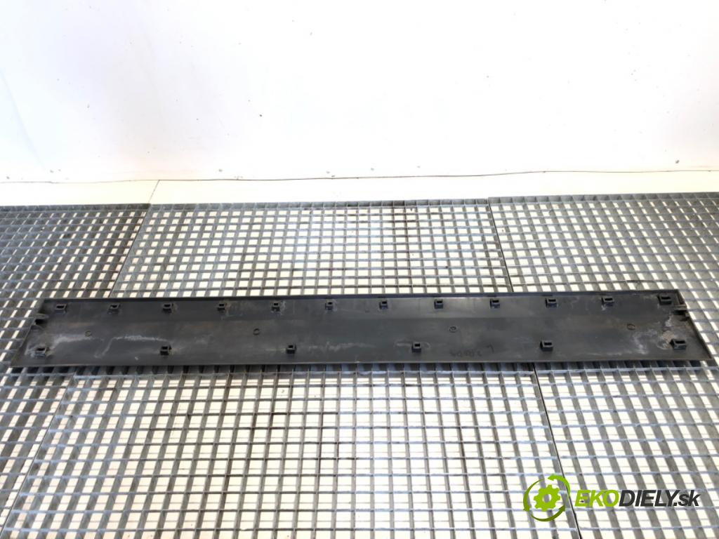 VW CARFTER 30 35 Autobus 2007 120 kW 2.5 TDI 2461 lišta dveří levá strana A9066900762