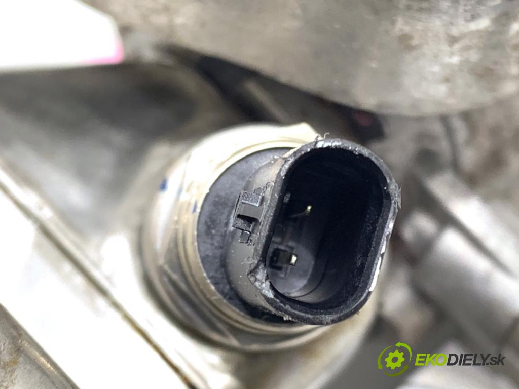 HYUNDAI i30 Kombi 2023 88 kW 1.0 T-GDI 998 ventil EGR CHLADIČ: 28400-07100