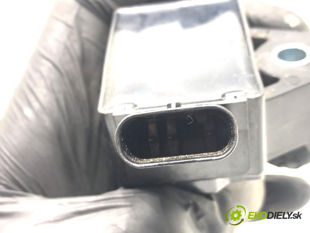 HYUNDAI i30 Kombi 2023 88 kW 1.0 T-GDI 998 Cievka zapaľovacia 27301-08200 (Zapaľovacia cievka)