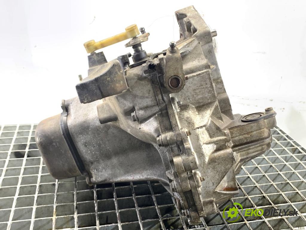 CITROEN C4 I liftback 2006 65 kW 1.4 16V 1360 převodovka 20CQ15 (Převodovka)