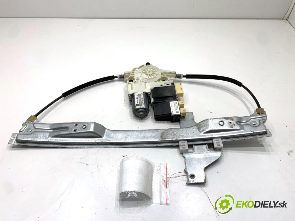 CITROEN C4 I liftback 2006 65 kW 1.4 16V 1360 mechanismus okna levý přední část 9657133680