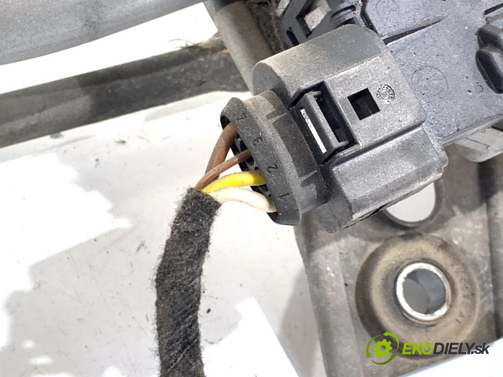 OPEL ASTRA H liftback 2008 66 kW 1.4 (L48) 1364 mechanismus stěračů přední část 13271686 (Motorek stěračů přední)