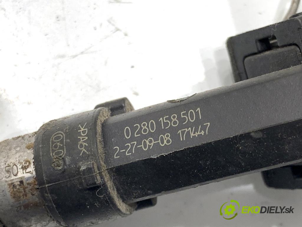 OPEL ASTRA H liftback 2008 66 kW 1.4 (L48) 1364 lišta vstřikovací 0280151208 (Vstřikovací lišta)