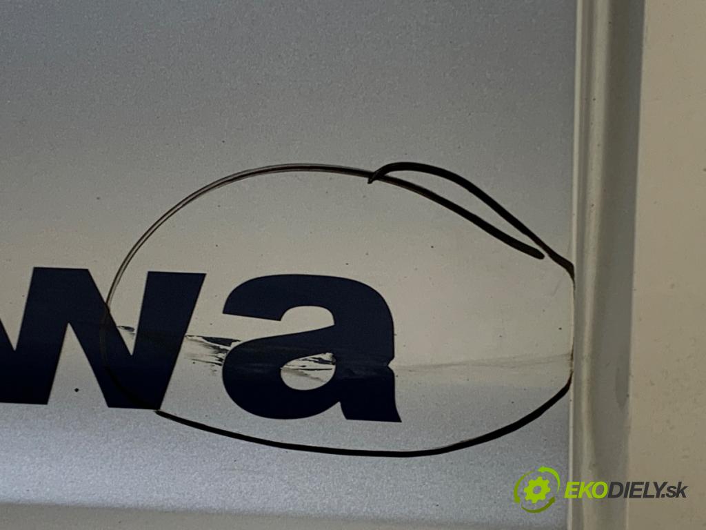 FORD TRANSIT VI Autobus 2019 96 kW 2.0 EcoBlue 1995 Dvere zad pravé posuvné  (Kľučka dverí ostatné)