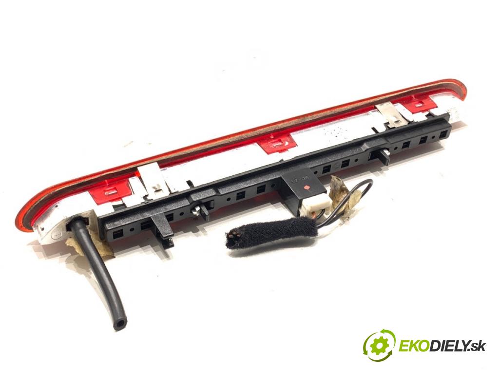 FIAT GRANDE PUNTO liftback 2006 57 kW 1.4 LPG 1368 Svetlo brzdových svetiel