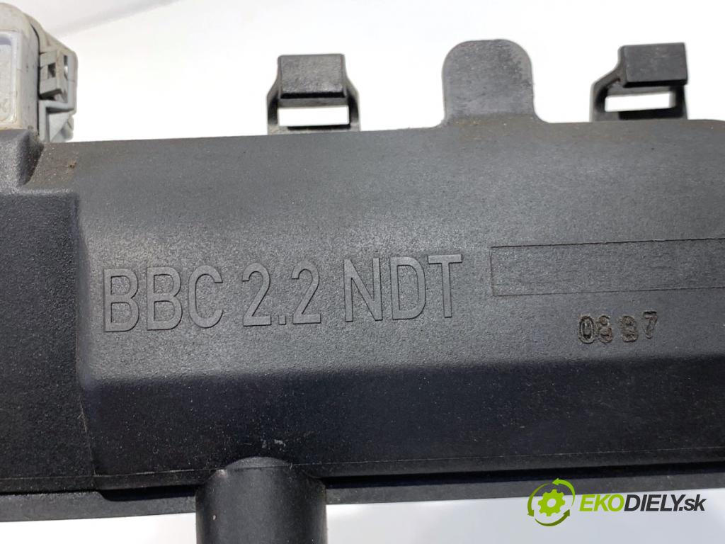 CITROEN C3 kabriolet 2004 55 kW 1.4 1360 cívka zapalovací 9635864980 (Zážehová cívka)