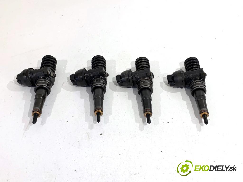 SKODA OCTAVIA II Kombi 2007 77 kW 1.9 TDI 1896 vstrekovače 038130073BN