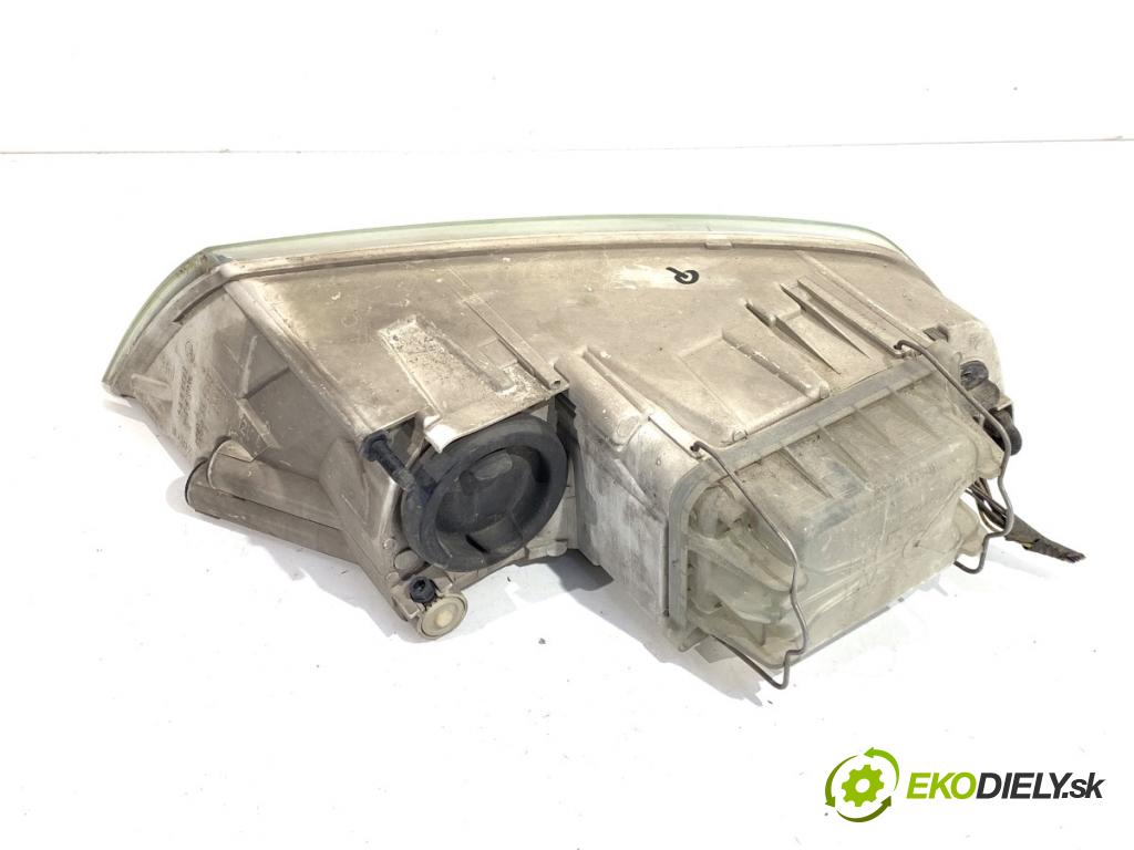 SKODA OCTAVIA II Kombi 2007 77 kW 1.9 TDI 1896 Svetlomet pravy predný