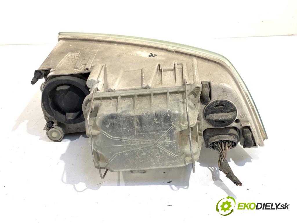 SKODA OCTAVIA II Kombi 2007 77 kW 1.9 TDI 1896 Svetlomet pravy predný
