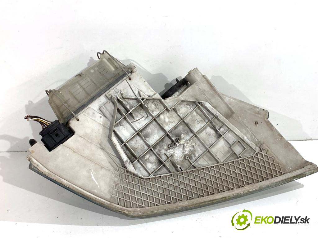 SKODA OCTAVIA II Kombi 2007 77 kW 1.9 TDI 1896 Svetlomet ľavy predný