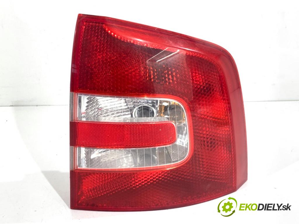 SKODA OCTAVIA II Kombi 2007 77 kW 1.9 TDI 1896 světlo levý zadní část 1Z9945096