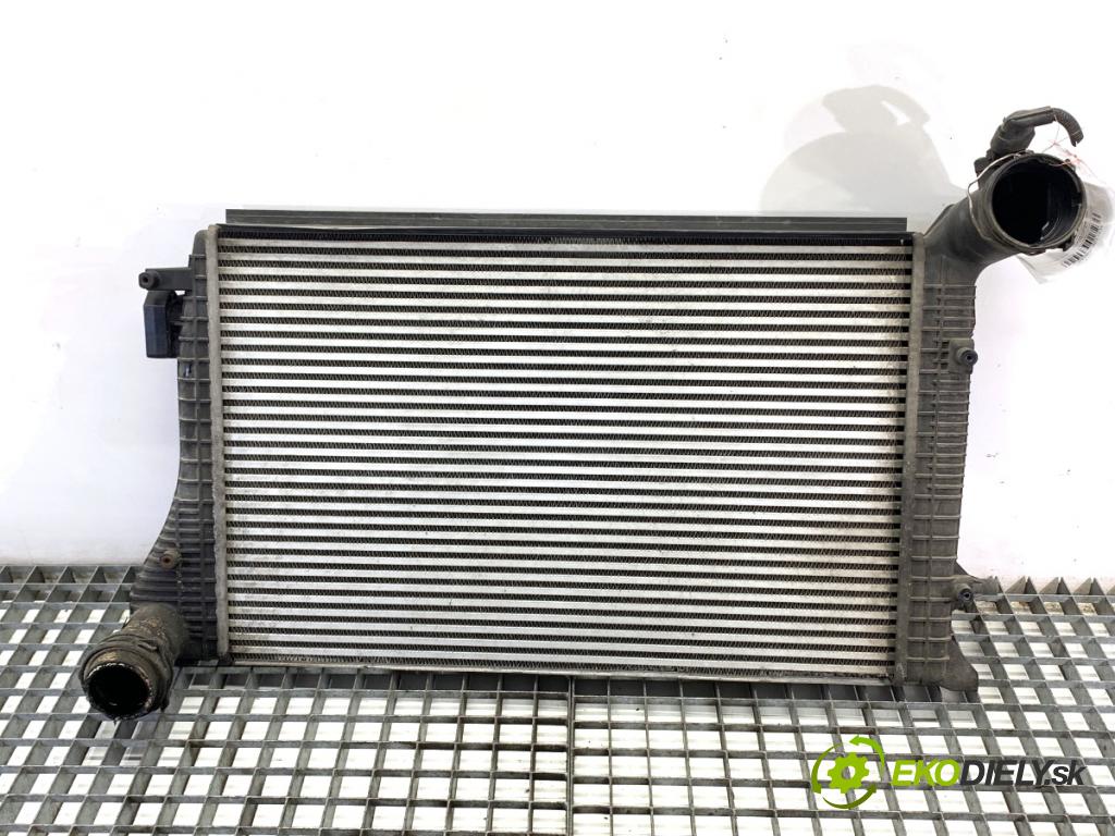 SKODA OCTAVIA II Kombi 2007 77 kW 1.9 TDI 1896 intercooler 1K0145803H (Intercooler (chladič stlačeného vzduchu))