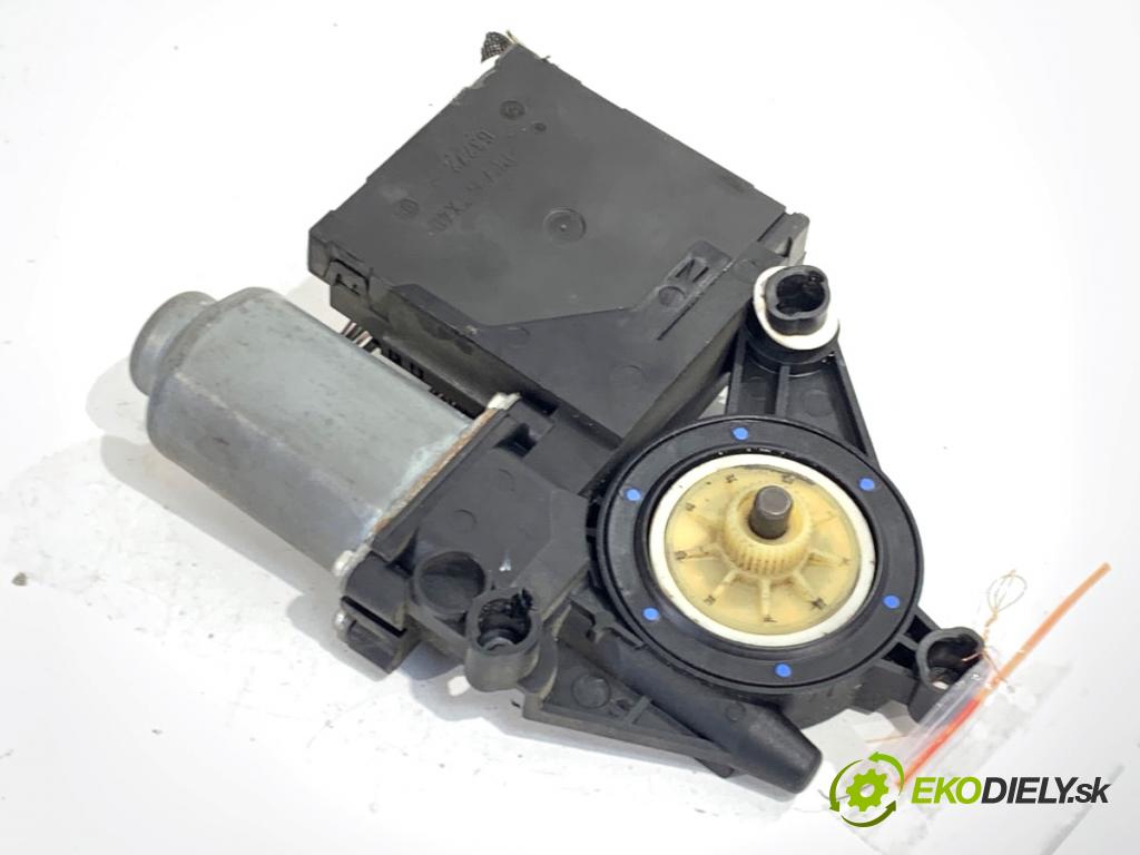 SKODA OCTAVIA II Kombi 2007 77 kW 1.9 TDI 1896 Motor sťahovania okna ľavy predný 1K0959793J