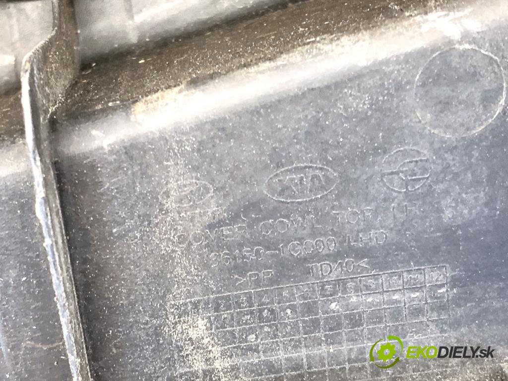 KIA RIO II liftback 2006 71 kW 1.4 16V 1399 Torpédo, plast pod čelné okno  (Torpédo (plast pod čelným sklom))