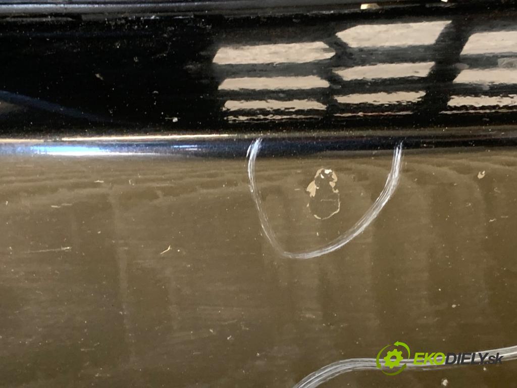 BMW F30 sedan 2015 110 kW 318 d 1995 Nárazník predný KOMPLETNÍ: M-Paket 475