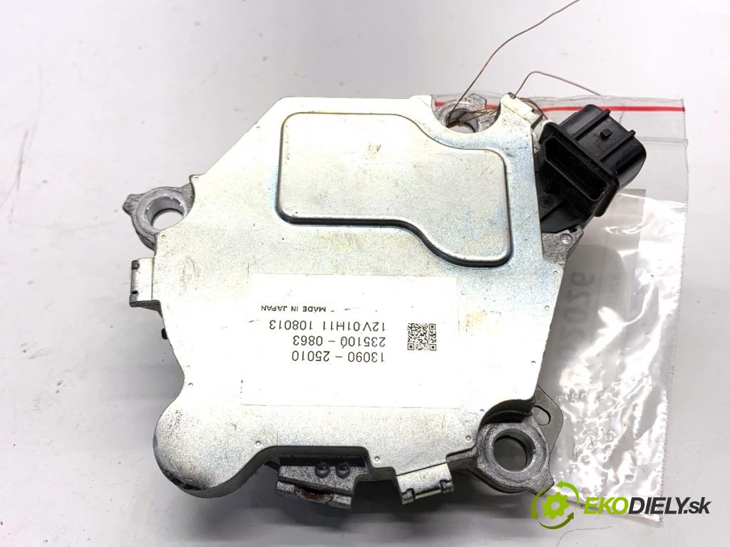 TOYOTA CAMRY sedan 2024 131 kW 2.5 Hybrid (AXVH71_) 2487 Nastavovač časovania 13090-25010