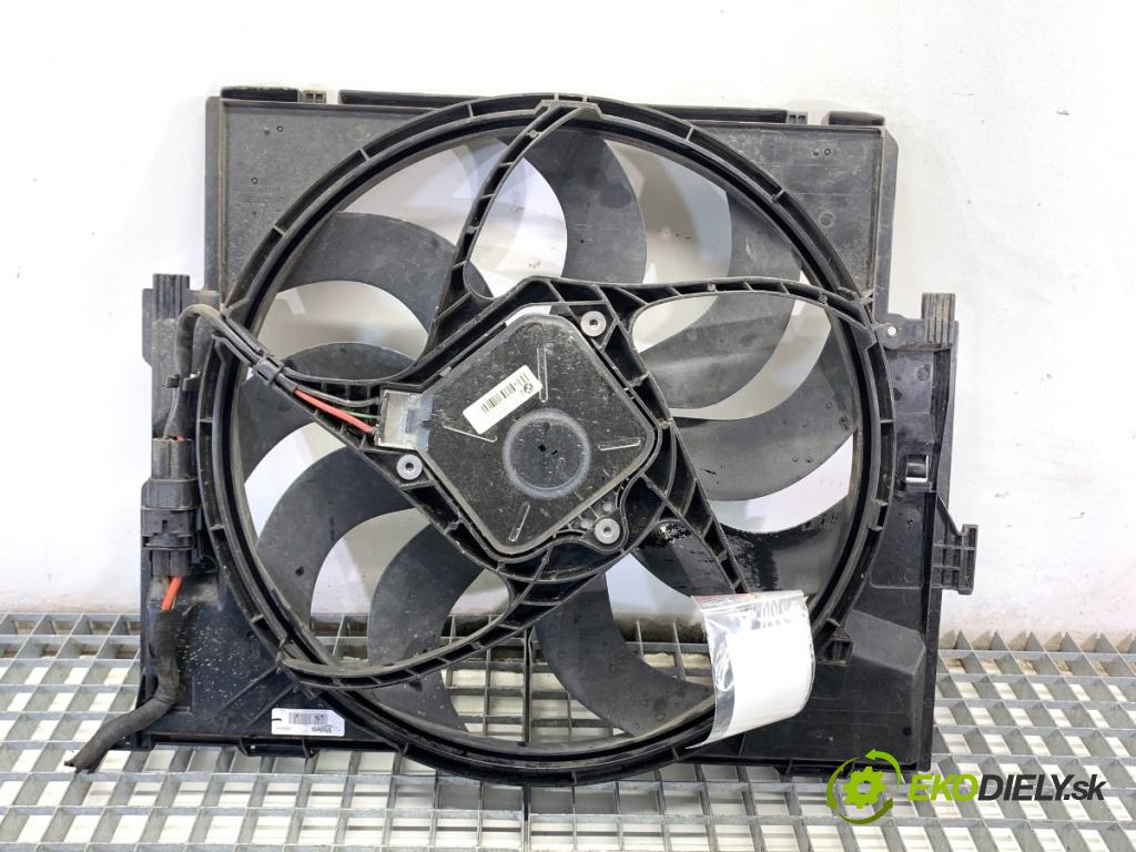 BMW F30 sedan 2015 110 kW 318 d 1995 ventilátor chladiče 8641963 8641946 (Ventilátor)