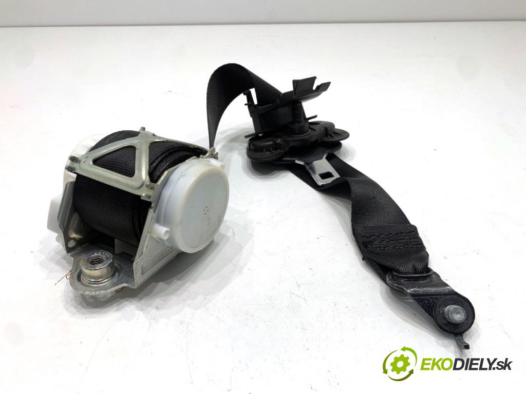 BMW F30 sedan 2015 110 kW 318 d 1995 držák bezpečnost pravý přední část 34078319D