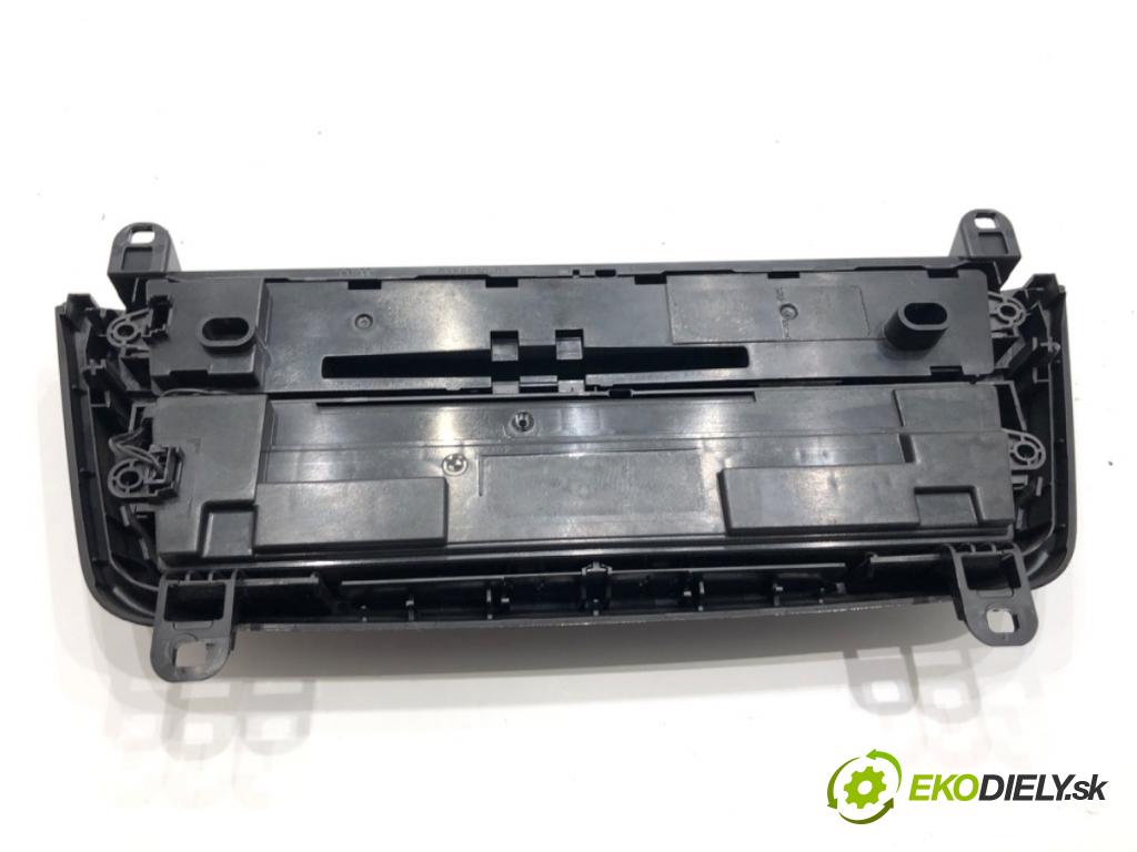 BMW F30 sedan 2015 110 kW 318 d 1995 Panel ovládania kúrenia 9358939 (Prepínacie páčky pod volantom)
