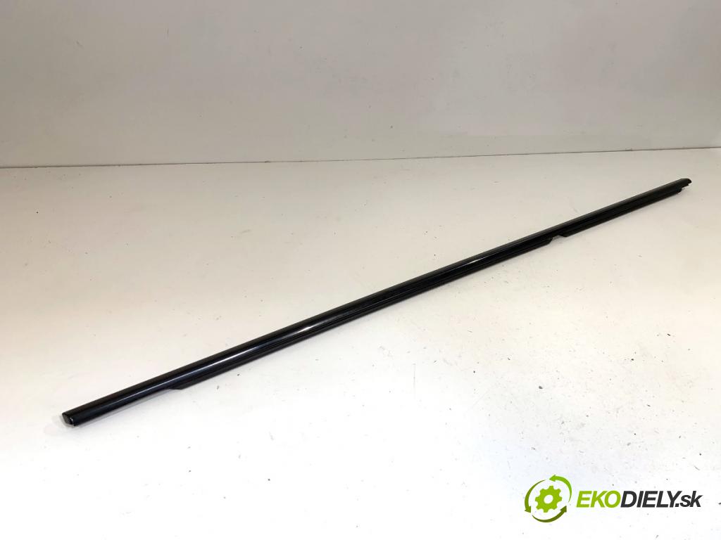 BMW F30 sedan 2015 110 kW 318 d 1995 Lišta Sbírání: zad pravy chróm 