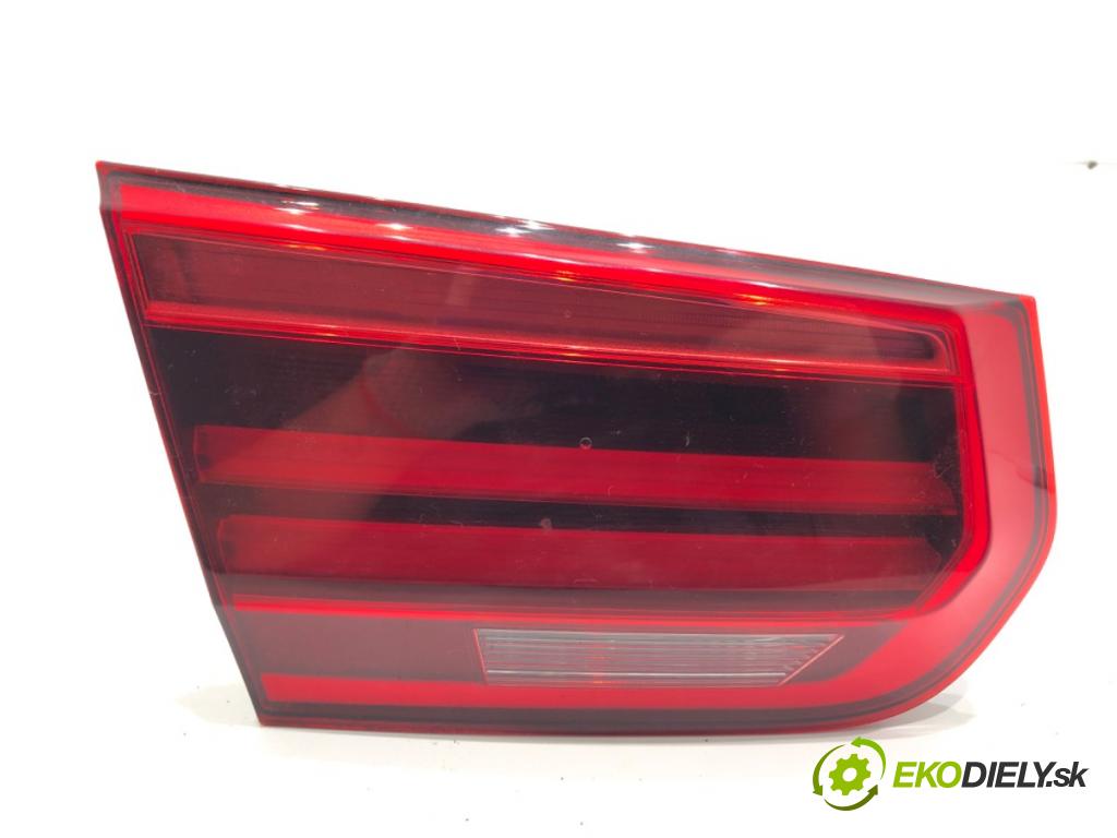 BMW F30 sedan 2015 110 kW 318 d 1995 světlo zadní část levá strana vnitřní 7736911 (Klika dveří ostatní)