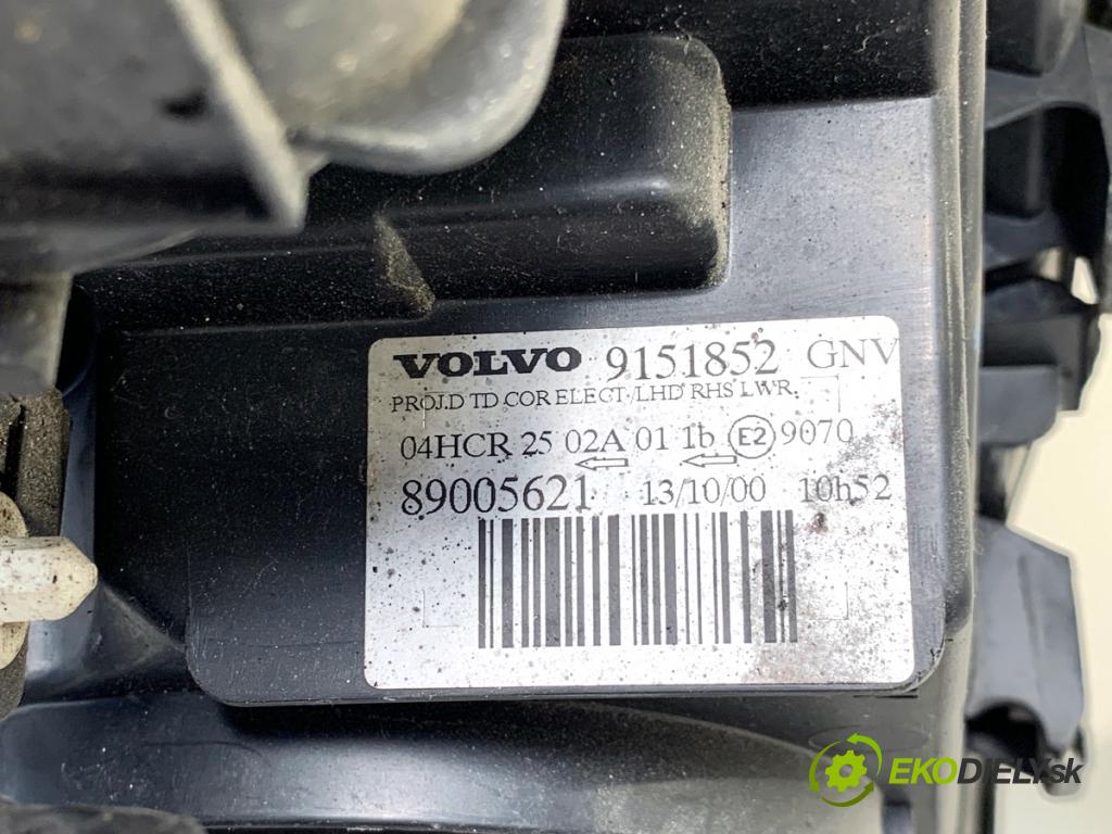 VOLVO V70 II Kombi 2000 103 kW 2.5 TDI 2460 světlomet pravý přední část 9151852